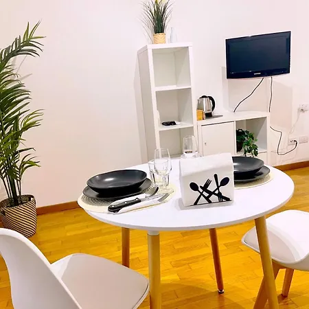 Florence Green Apartment Апартаменты